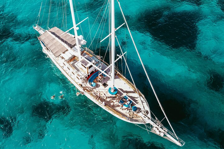 Round Malta Cruise Including Blue Lagoon With Lunch & Drinks