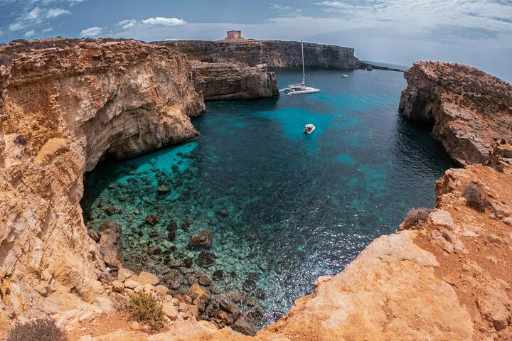 Round Malta Cruise Including Blue Lagoon With Lunch & Drinks