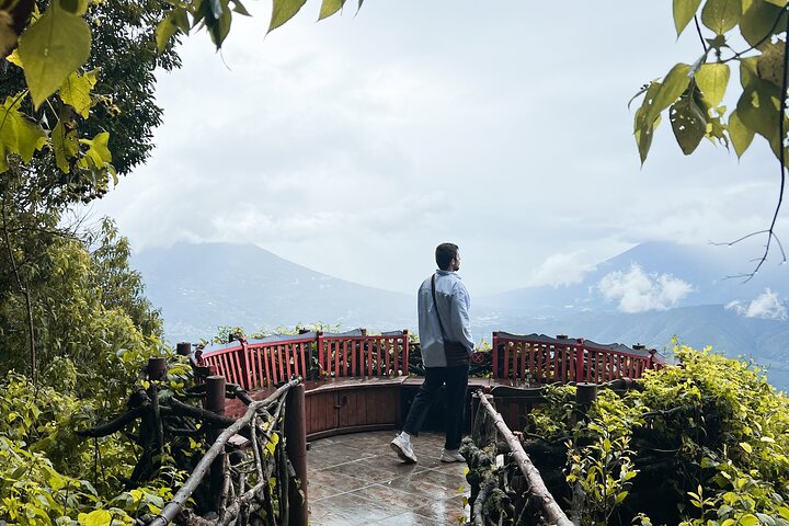 Hobbitenango & Antigua Shared Day Tour