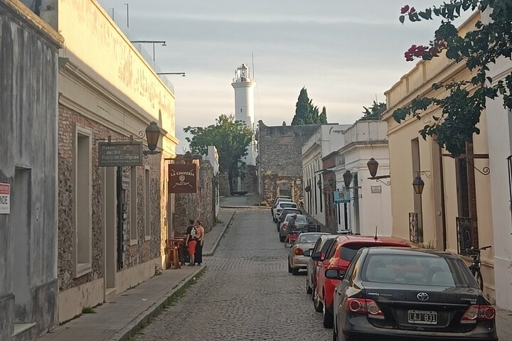 Walking tour around Colonia del Sacramento Old Town