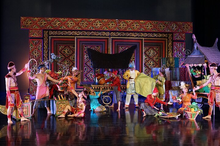 Devdan Show: Top night activity and best cultural dance in Bali