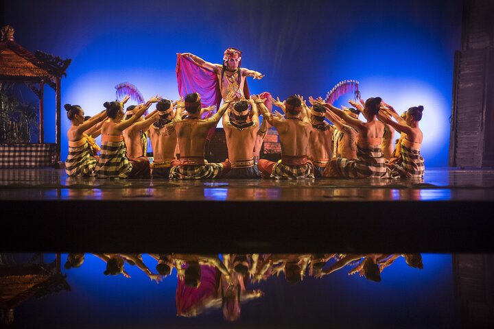 Devdan Show: Top night activity and best cultural dance in Bali