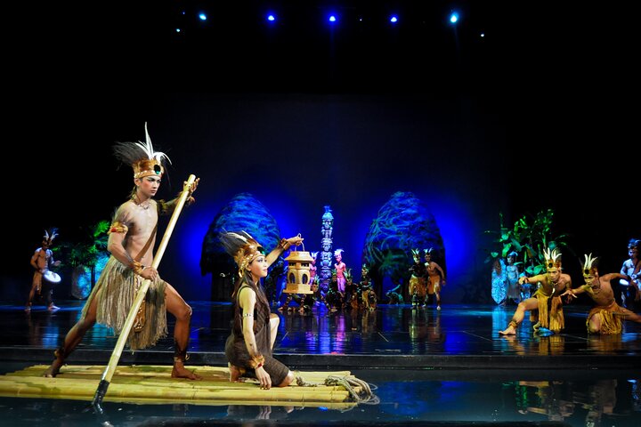 Devdan Show: Top night activity and best cultural dance in Bali