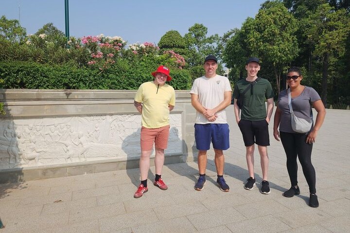 Visit 11 Places in One Day including S21 & Killing Field