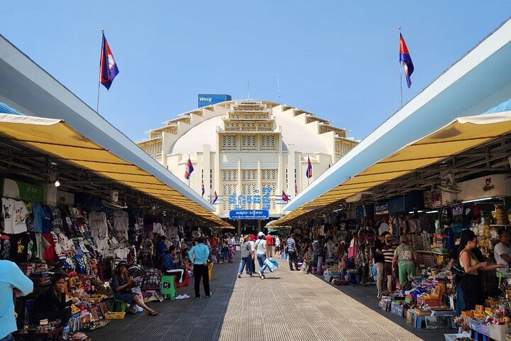 Visit 11 Places in One Day including S21 & Killing Field