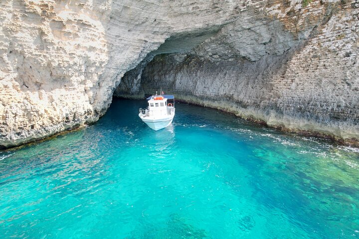 Half Day Blue Lagoon, Comino, Gozo and Malta Private Boat Trip