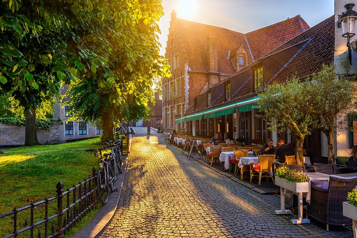 Bruges Tour with Canal Cruise from Zeebrugge Cruise Port
