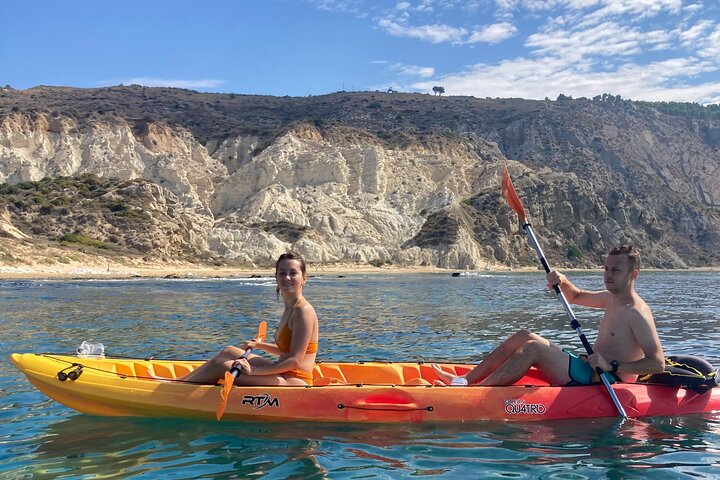 Kayak Tour: From Cala Manbrù to Torre Salsa Reserve