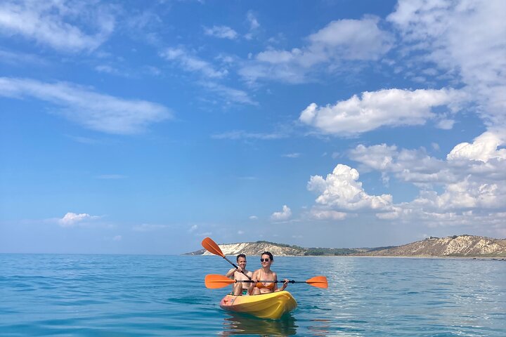 Kayak Tour: From Cala Manbrù to Torre Salsa Reserve