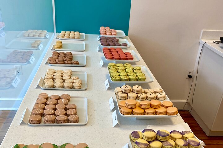 Top 10 Sites + Bites of Cincinnati Tour with Riverside Food Tours