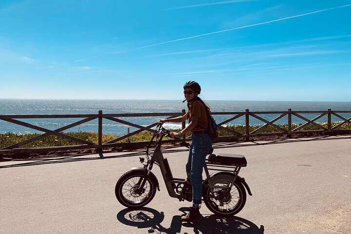 Santa Cruz 2Hour Guided eBike Tour for Small E-Bike Groups