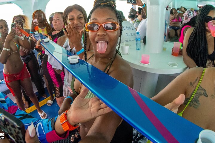 Adults only Hip Hop Sessions Boat Party Cancun