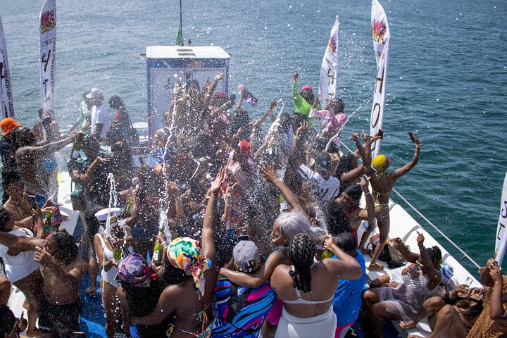 Adults only Hip Hop Sessions Boat Party Cancun
