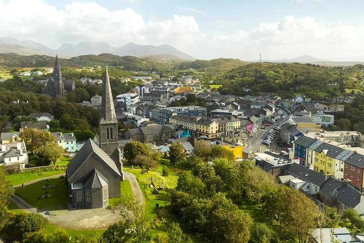Galway Private Guided Walking Tour in Clifden Church Graveyard