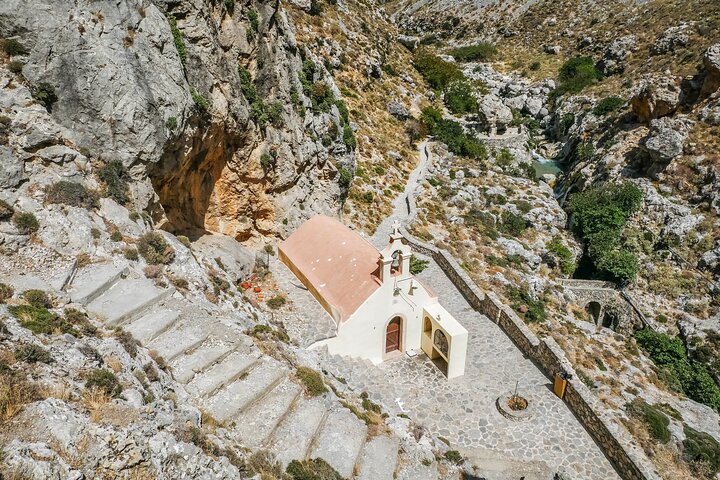 From Rethymno Private Tour to Spili Kourtaliotiko Kalypso Beach