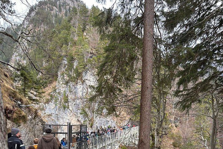 VIP Daytrip Neuschwanstein, Linderhof and Grotto from Munich