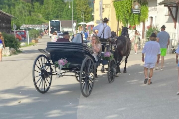 VIP Daytrip Neuschwanstein, Linderhof and Grotto from Munich