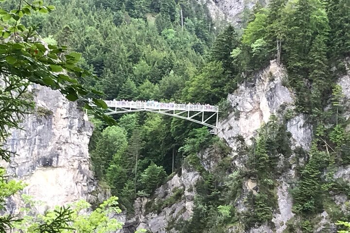 Neuschwanstein Castle and Linderhof Palace Day Trip from Munich