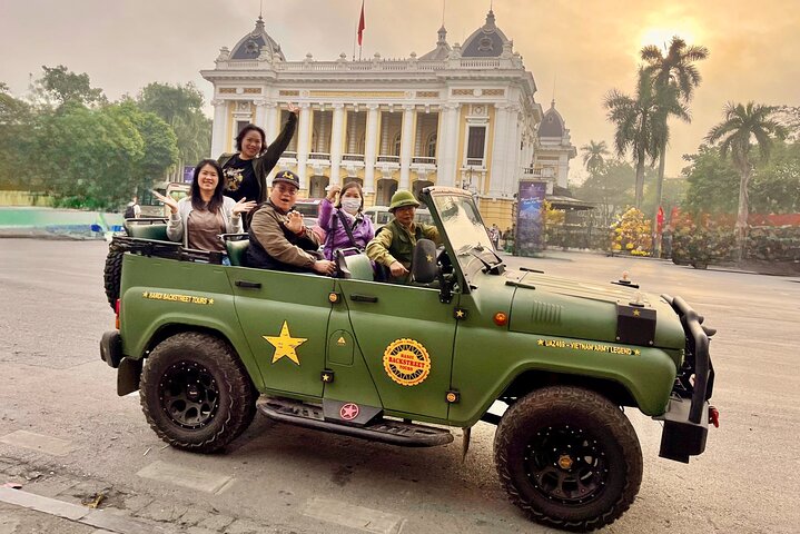 Hanoi Jeep Tour: Food, Culture and Fun by Vietnam Army Jeep