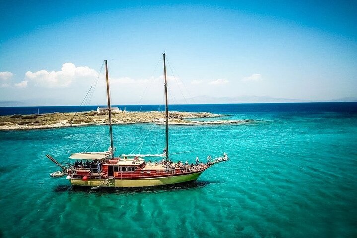 Rhodes Day Cruise (with lunch & unlimited drinks) 5,5 Hours