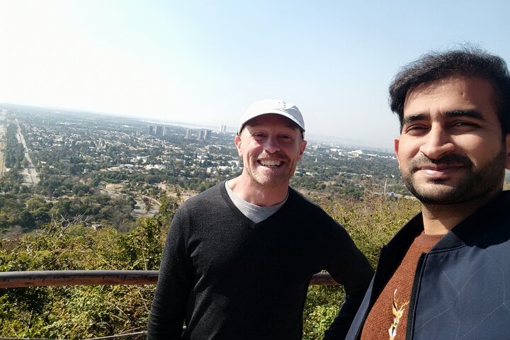 Best of Islamabad: One-Day Sightseeing Tour