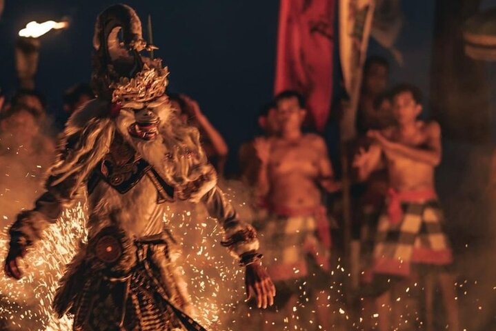 Kecak Fire Dance and Uluwatu Temple with Private Car Service