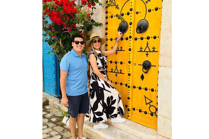 Fun VIP: Tunis Medina/Bardo + Sidi Bou Said + Carthage Pickup All