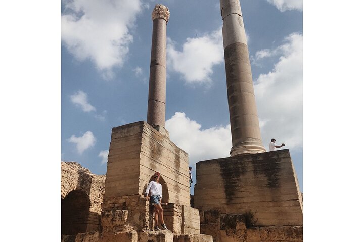Fun VIP: Tunis Medina/Bardo + Sidi Bou Said + Carthage Pickup All