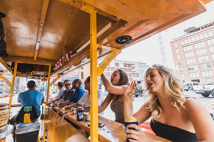 Indianapolis Mobile Pub Tour and Experience