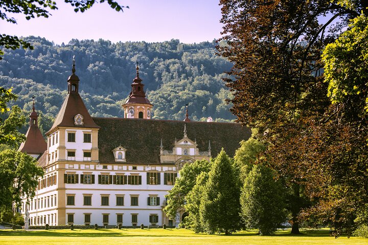 Graz WWII Themed Old Town Tour with Graz Museum