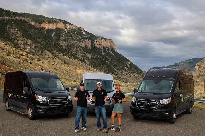 Guided Yellowstone Tour from Big Sky and West Yellowstone
