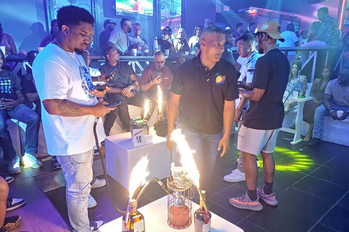 Sosúa VIP Nightlife Experience with Local Guide & Transportation