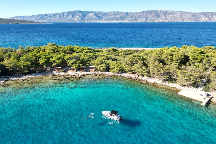 Private 3-Island Boat Tour: Blue Lagoon, Brač & North Hvar Shore