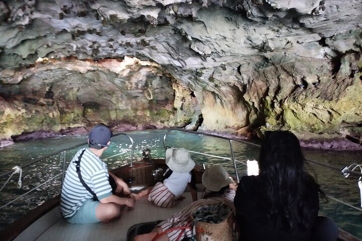 Monopoli Shared tour by Gozzo boat to the Polignano caves