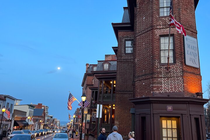 The Original Walking Ghost Tour by Annapolis Ghost Tours
