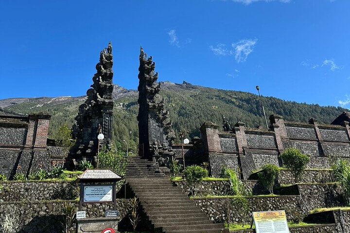 Mount Agung Sunrise Trekking to Highest Peak 3,142m And 2,900m