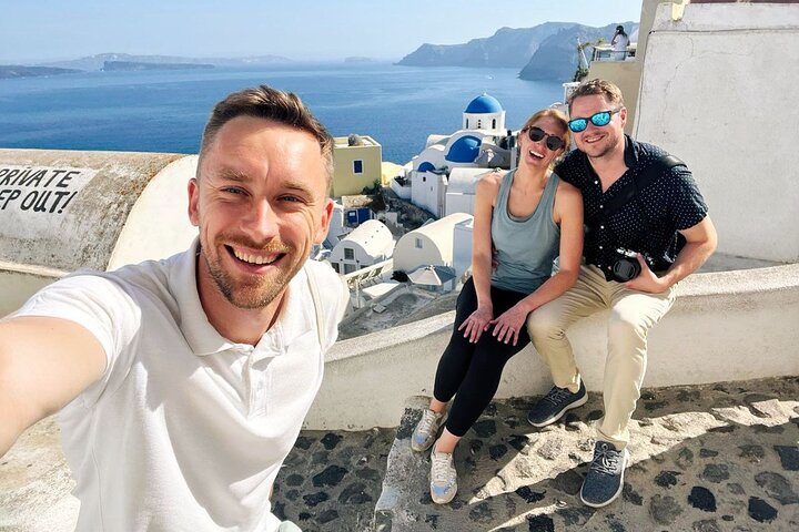 Santorini Highlights Small-Group Tour with Wine Tasting option
