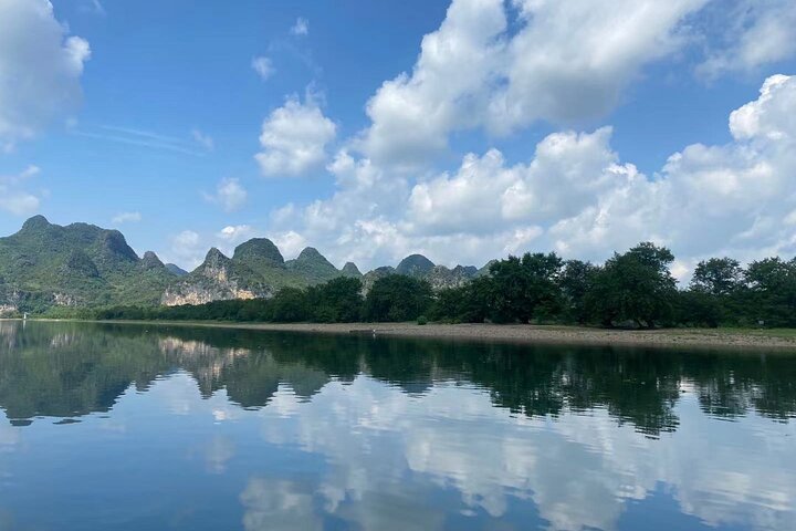 Li River Cruise ticket from Guilin to Yangshuo with pickup