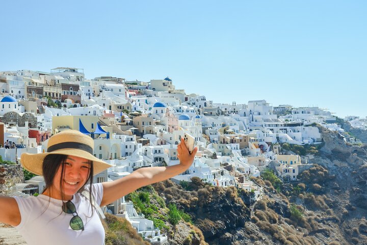 Santorini Highlights Small-Group Tour with Wine Tasting option