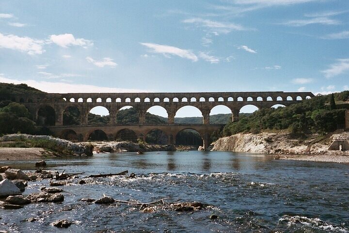 Full Day Private Tour from Arles Nimes or the Alplilles