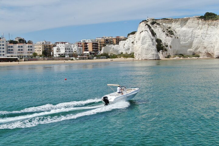 Vieste Boat rental without nautical license