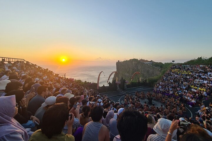 Uluwatu Temple Entry and Kecak Fire Dance Ticket