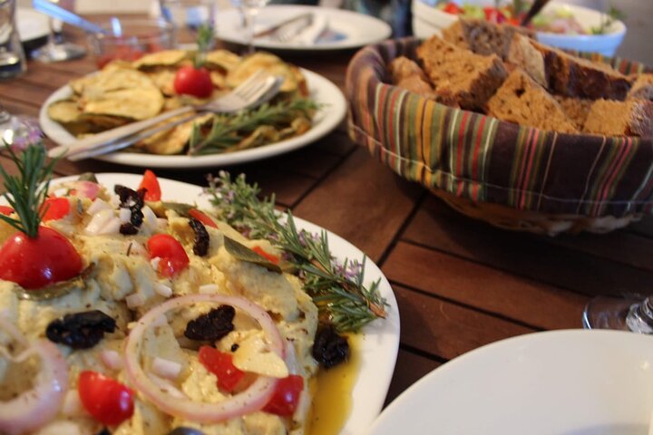 Santorini Family Farm Food & Wine Tour with Cooking Class
