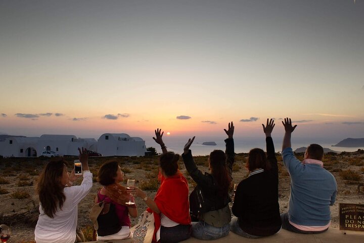 Santorini Family Farm Food & Wine Tour with Cooking Class