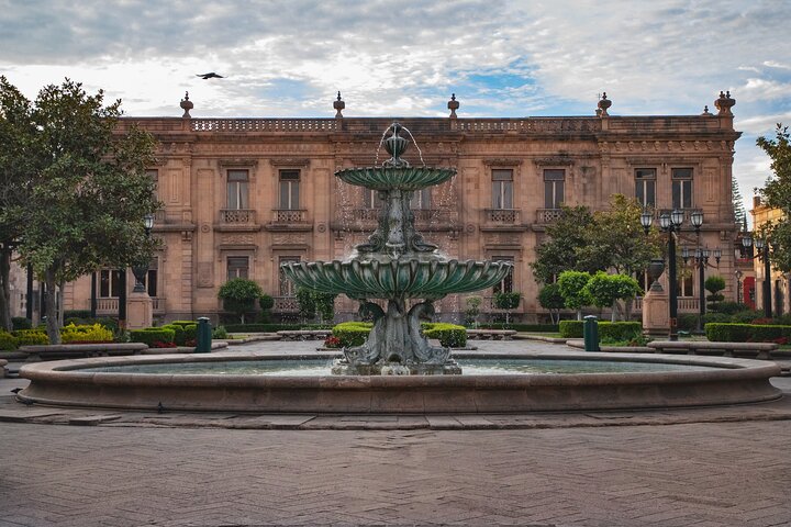 Pedestrian Tour in San Luis Potosí Downtown Historic District