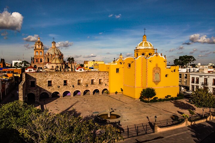 Pedestrian Tour in San Luis Potosí Downtown Historic District