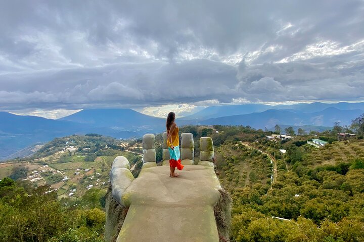 Hobbitenango & Antigua Shared Day Tour