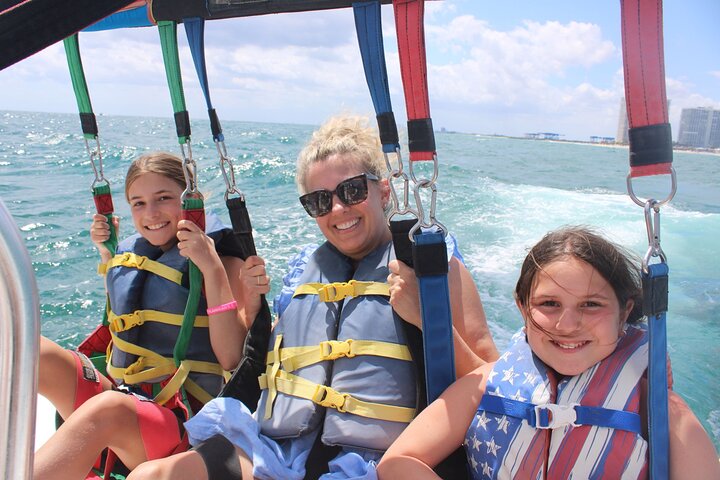 Ocean Parasailing Adventure In Fort Lauderdale, FL