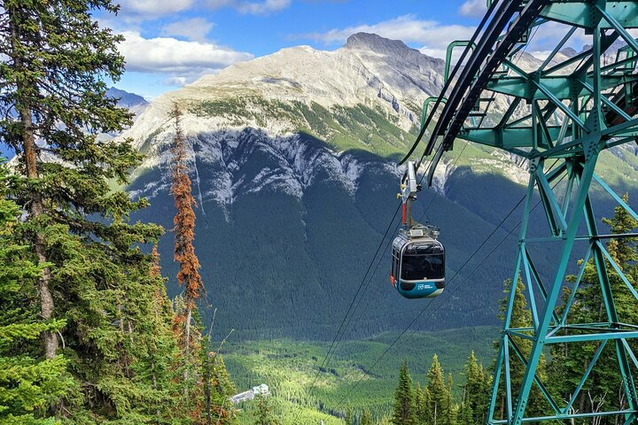 Lake Louise Moraine Lake Banff Gondola Hot Springs Bow Falls TRIP