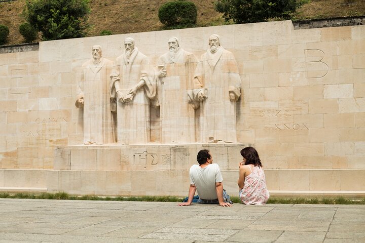 Geneva city tour & Annecy Tour With Optional Lake Geneva Cruise